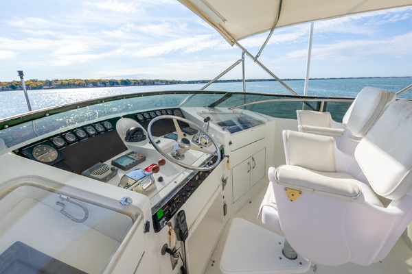 ALL ABOUT MEEEEE 52ft Hatteras Yacht For Sale