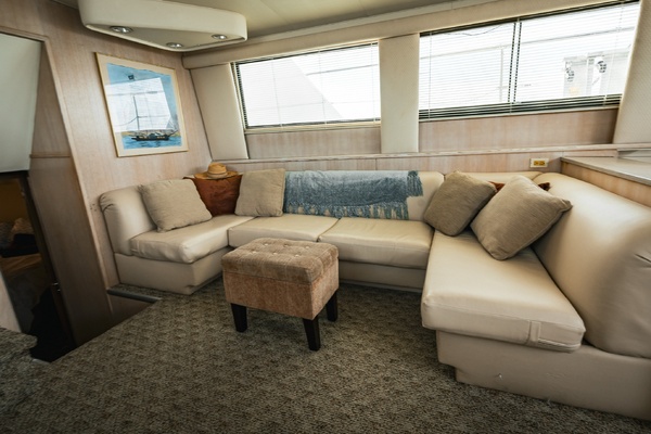 ALL ABOUT MEEEEE 52ft Hatteras Yacht For Sale