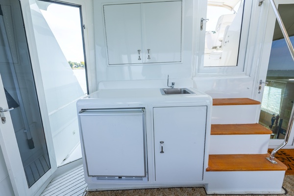 ALL ABOUT MEEEEE 52ft Hatteras Yacht For Sale
