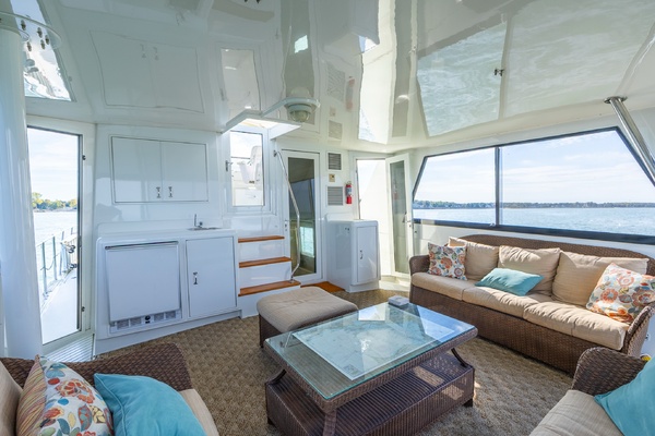 ALL ABOUT MEEEEE 52ft Hatteras Yacht For Sale