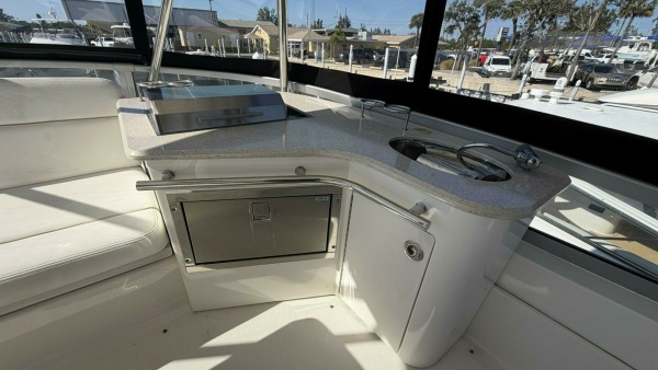Anchor Management  47ft Sea Ray Yacht For Sale