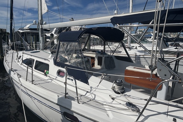 The Wicked 38ft Catalina Yacht For Sale