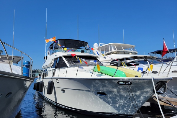Trading Places 52ft Bayliner Yacht For Sale