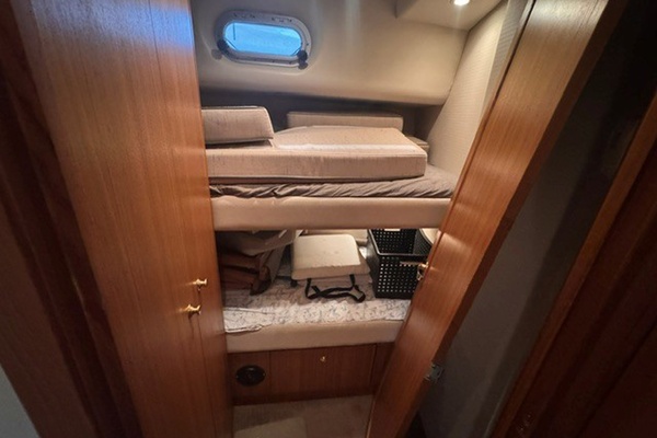 Trading Places 52ft Bayliner Yacht For Sale
