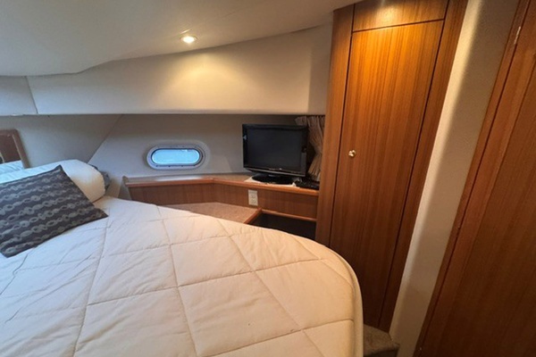 Trading Places 52ft Bayliner Yacht For Sale