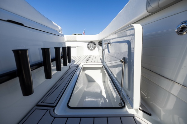 Flak Bait 43ft Freeman Yacht For Sale