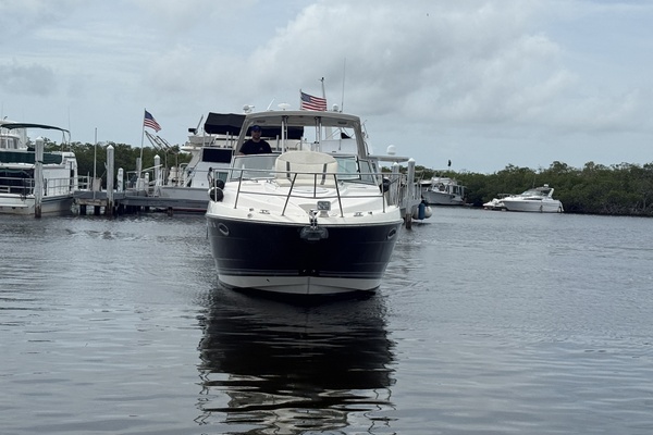 33ft Monterey Yacht For Sale