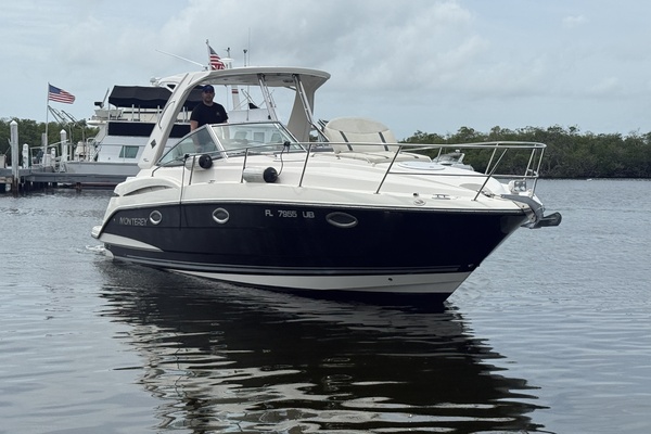 33ft Monterey Yacht For Sale