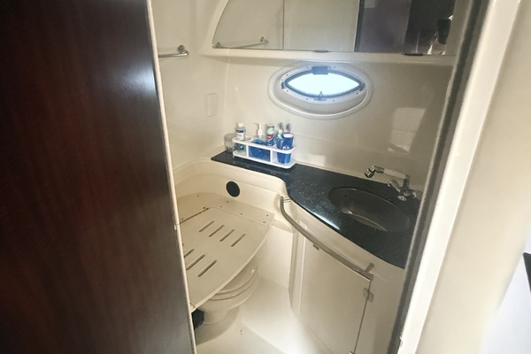 33ft Monterey Yacht For Sale