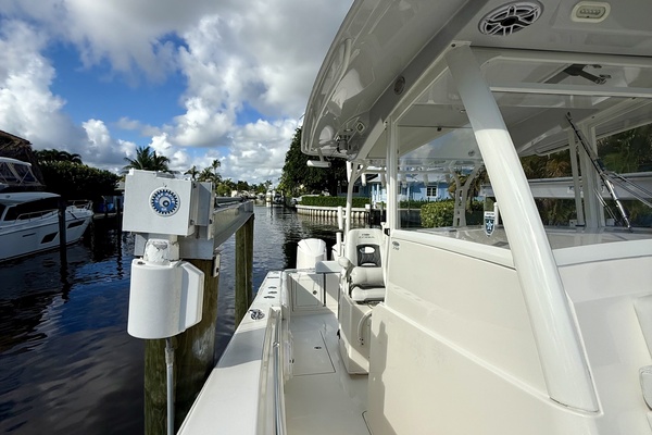 35ft Cobia Yacht For Sale