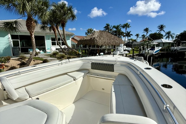 35ft Cobia Yacht For Sale