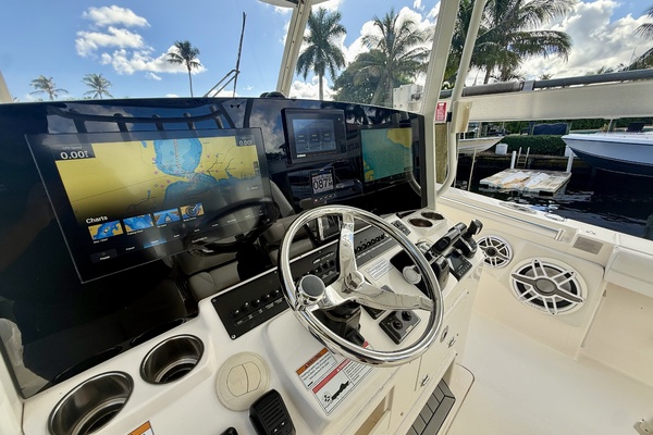 35ft Cobia Yacht For Sale