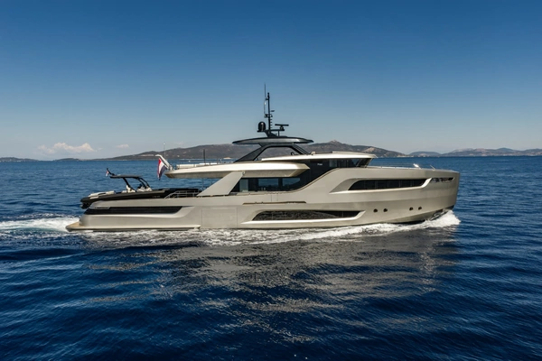 107-ft-Holterman-2022-X-Treme 105-LADY FLEUR   Greece  yacht for sale