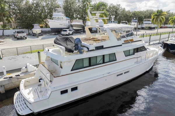 1991 Hatteras 70 Cockpit Motor Yacht