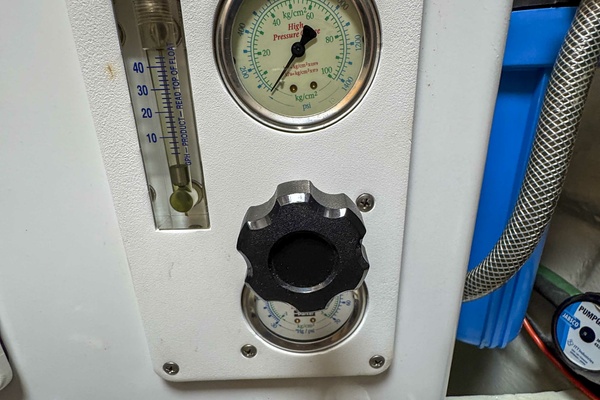 CONSCIOUS SEDATION 42ft Manta Yacht For Sale