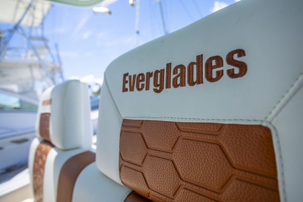 2012 Everglades 290 CC 29ft Everglades Yacht For Sale
