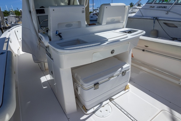 2012 Everglades 290 CC 29ft Everglades Yacht For Sale