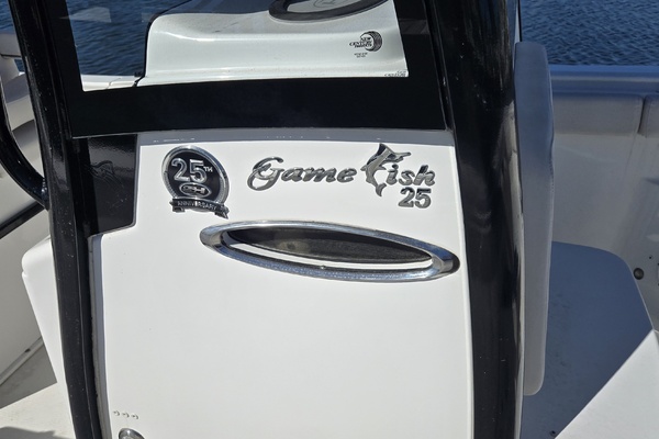 Turn Back Tide 26ft Sea Hunt Yacht For Sale