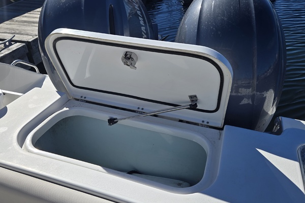 Turn Back Tide 26ft Sea Hunt Yacht For Sale