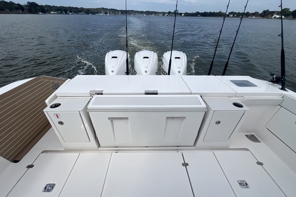 44ft Pursuit Yacht For Sale