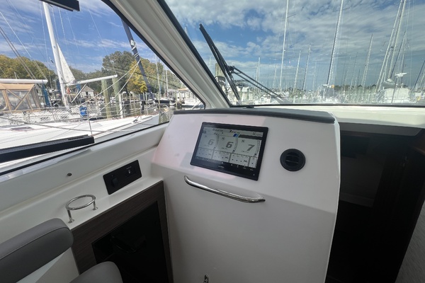44ft Pursuit Yacht For Sale