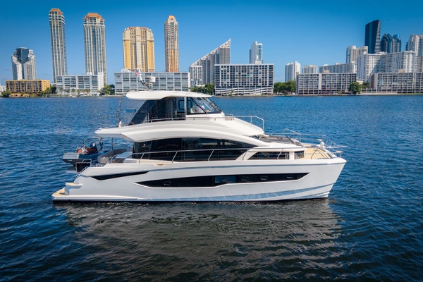 54-ft-Aquila-2025-54 Yacht- Fort Lauderdale Florida United States  yacht for sale
