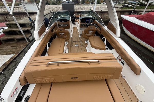 27ft Chaparral Yacht For Sale