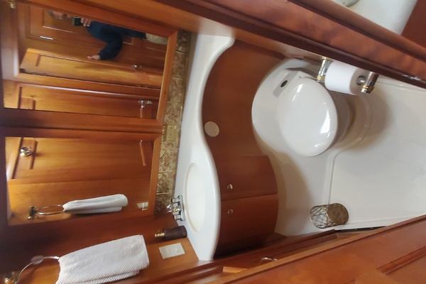 Sea to Sea 38ft Silverton Yacht For Sale