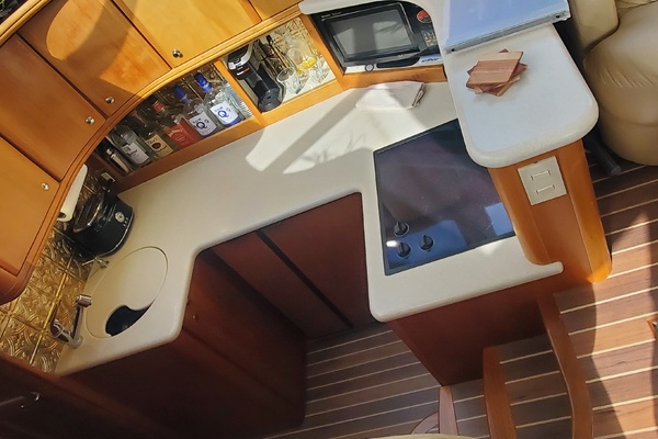 Sea to Sea 38ft Silverton Yacht For Sale