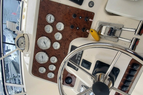 Sea to Sea 38ft Silverton Yacht For Sale