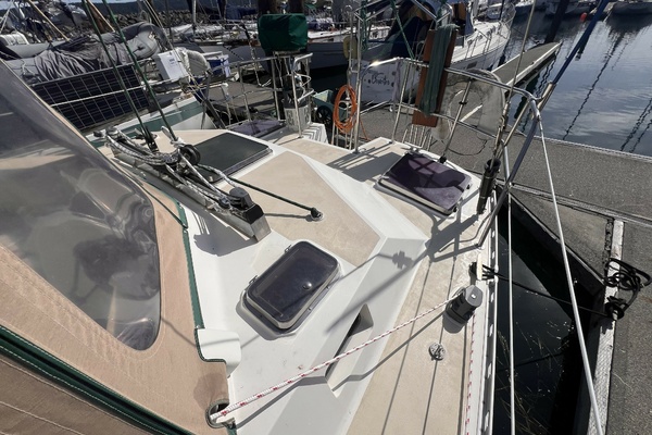 MITERNE 51ft Perry Yacht For Sale