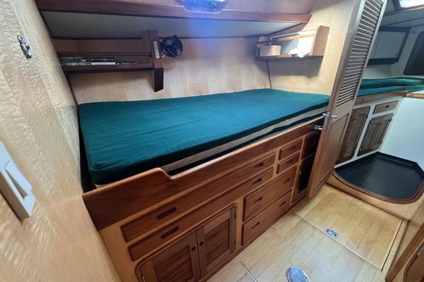 MITERNE 51ft Perry Yacht For Sale