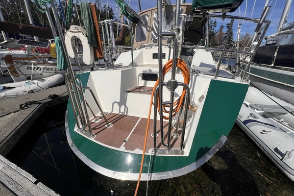 MITERNE 51ft Perry Yacht For Sale