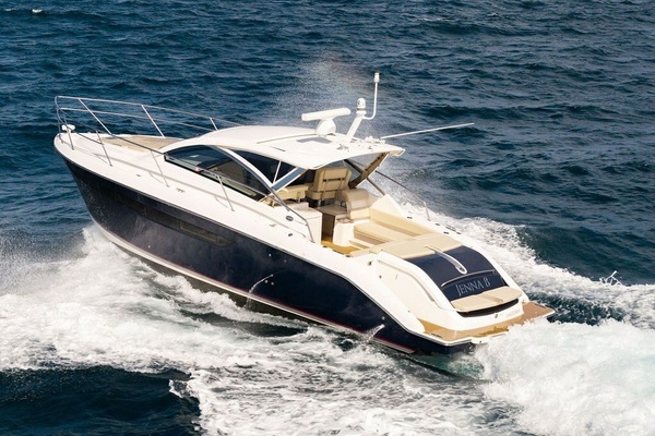 36ft Pursuit Yacht For Sale