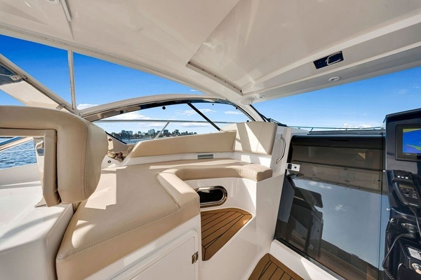 36ft Pursuit Yacht For Sale
