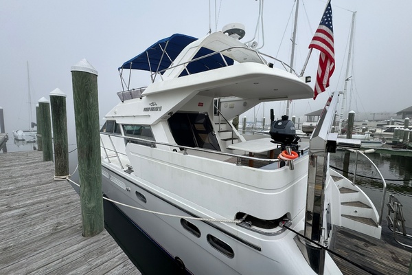 LUPA 56ft Horizon Yacht For Sale
