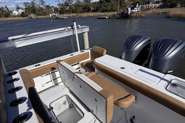 27ft Sea Hunt Yacht For Sale