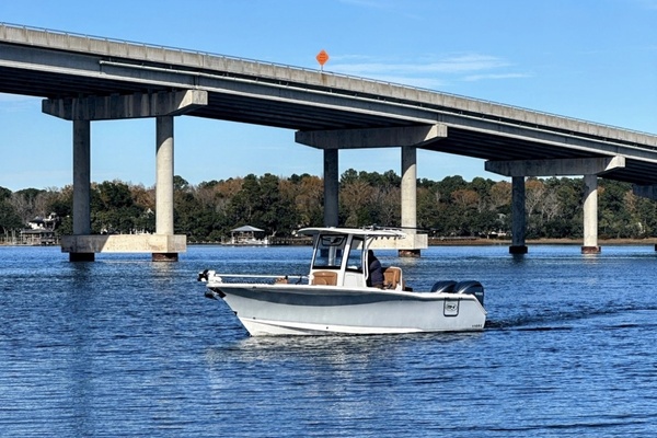 27ft Sea Hunt Yacht For Sale
