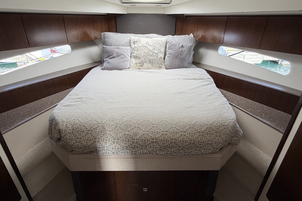 Andiamo 48ft Cruisers Yachts Yacht For Sale