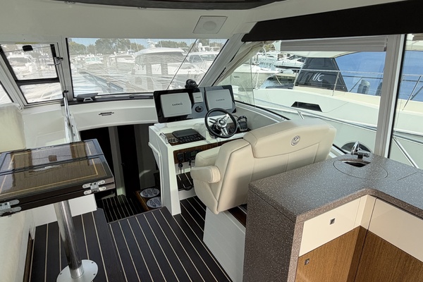 Andiamo 48ft Cruisers Yachts Yacht For Sale