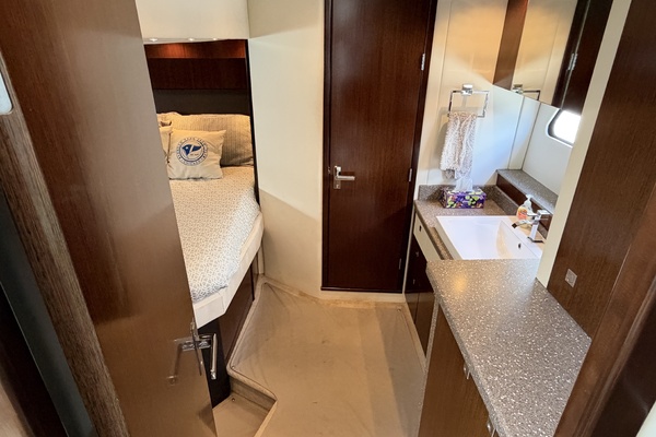 Andiamo 48ft Cruisers Yachts Yacht For Sale