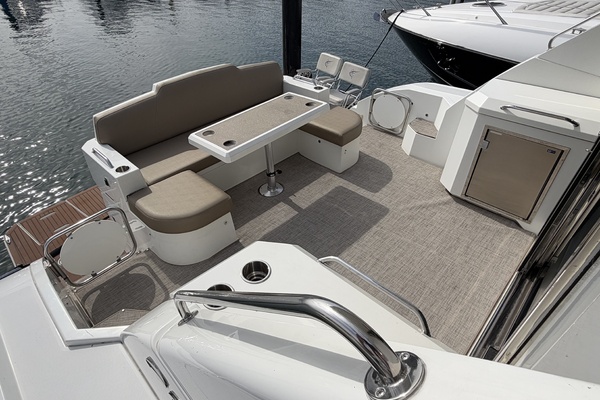 Andiamo 48ft Cruisers Yachts Yacht For Sale