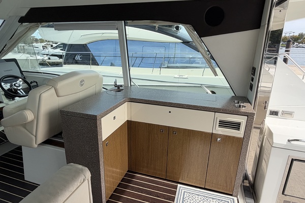 Andiamo 48ft Cruisers Yachts Yacht For Sale