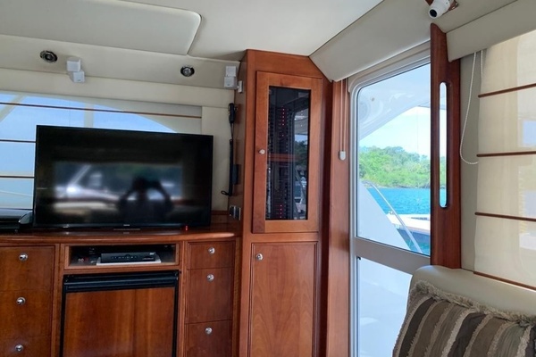 La Baronesa II 47ft Riviera Yacht For Sale