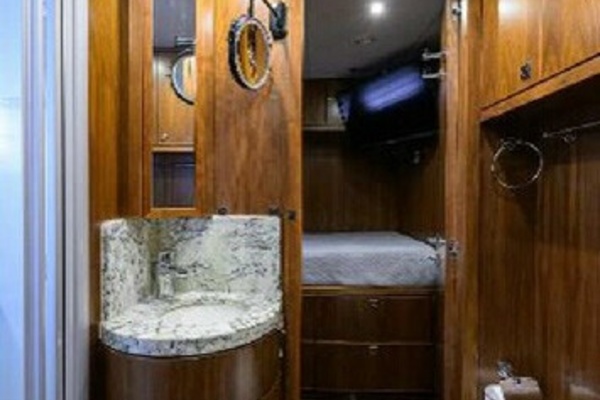 SECOND AMENDMENT 100ft Hargrave Yacht For Sale