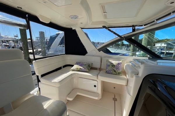 32ft Tiara Yachts Yacht For Sale