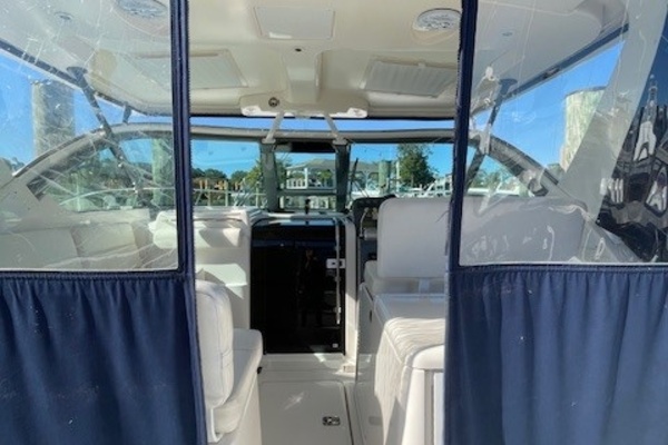 32ft Tiara Yachts Yacht For Sale