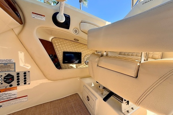 28ft Chris Craft Yacht For Sale
