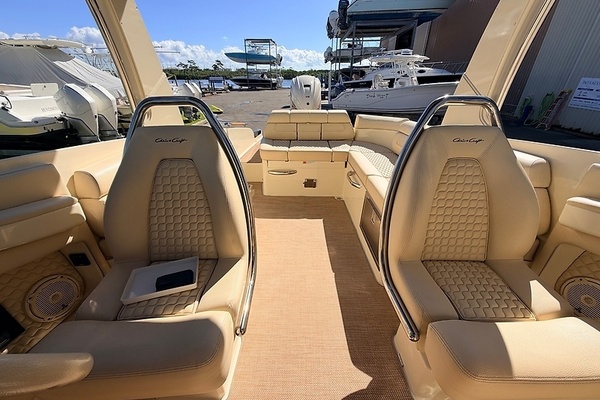 28ft Chris Craft Yacht For Sale
