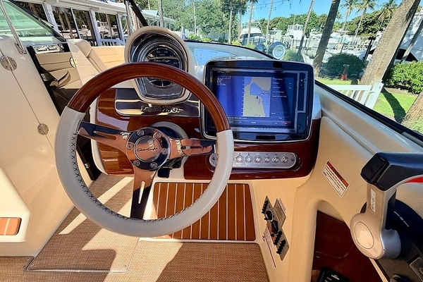 28ft Chris Craft Yacht For Sale